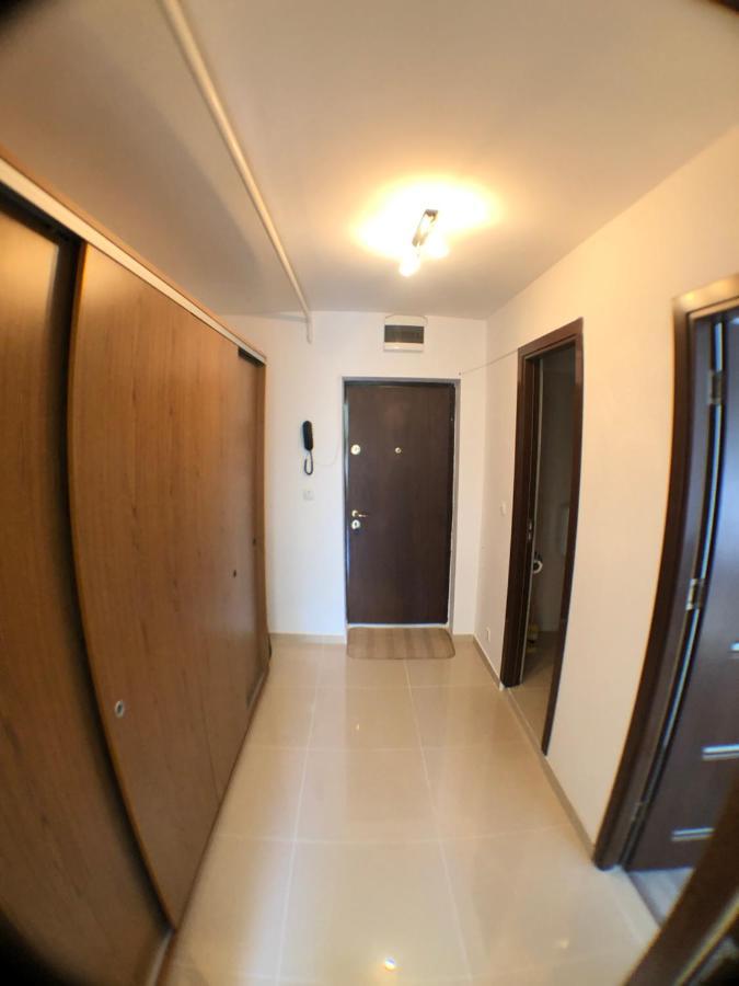 בוקרשט Le Garcon De Cristina-Simple,Quiet,Spacious Studio מראה חיצוני תמונה